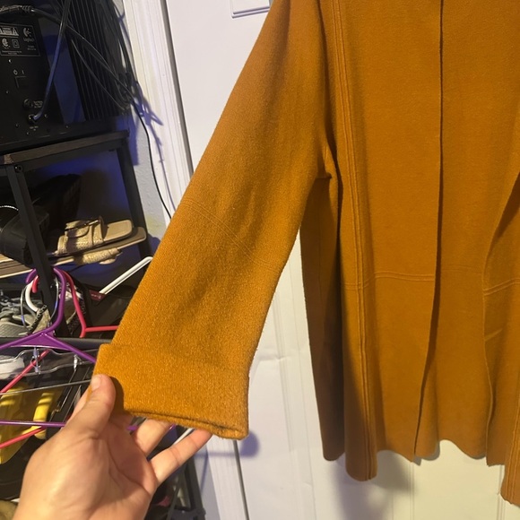 Rafaella Golden Knit Top - Picture 4 of 7